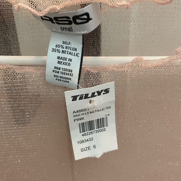 NWT-long sleeve top size small - Picture 3 of 3